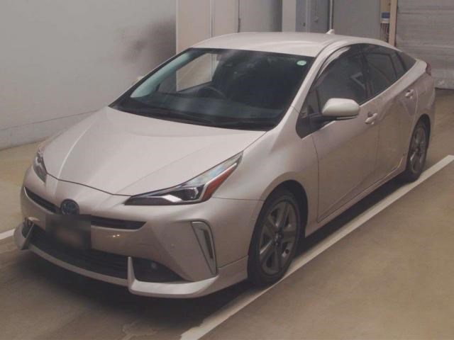 Toyota-Prius-2021(A PREMIUM TOURING SELECTION)